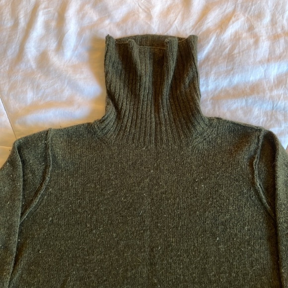 Michael Stars cashmere sweater small - Picture 2 of 8